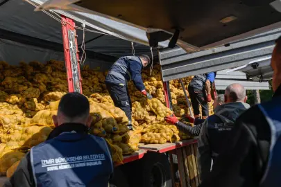 İzmir'de üreticiye nefes, vatandaşa destek