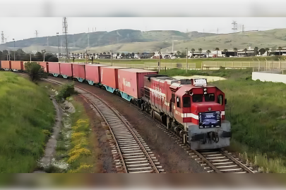 İzmir’den Çin’e ilk ihracat treni seferi gerçekleştirildi