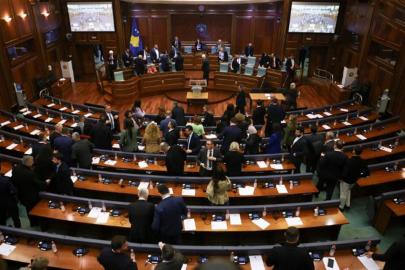 Kosova'da erken genel seçim kararı