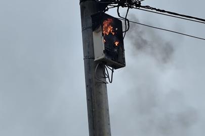 Mardin’de sağanak sırasında elektrik panosunda yangın