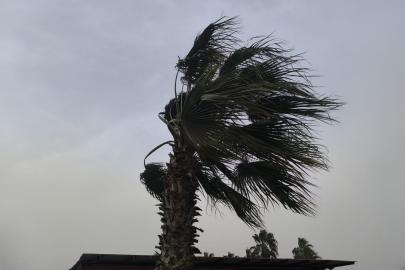 Mersin açıklarında fırtına uyarısı