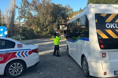 Mersin’de Jandarmadan trafik güvenliği eğitimi ve denetimler sürüyor