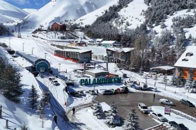 Palandöken Kayak Merkezi’nde görsel şölen