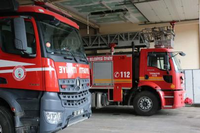 Şanlıurfa'da kayalıklarda mahsur kalan iki kardeş kurtarıldı