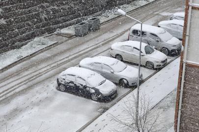 Şırnak'ta yağan kar sonrası şehir beyaza büründü