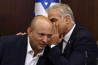 Siyonist rejimde koltuk savaşı: Bennett-Lapid ittifakı Netanyahu'yu devirebilir mi?