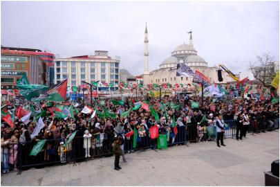 Van’da Mevlid-i Nebi coşkusu fotoğraf karelerine yansıdı