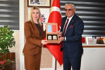 AÜ Rektörü Özkan Kemer Belediyesi'nde