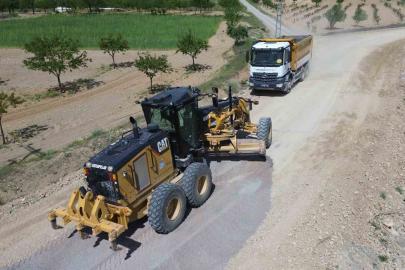 Battalgazi’de yol düzenleme çalışmaları devam ediyor