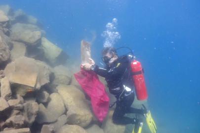 Bodrum’da denizden 2 ton çöp çıktı