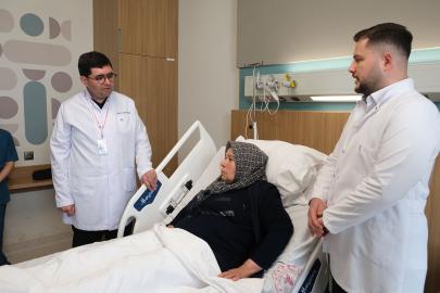 Gaziantep Şehir Hastanesi'nde bir ilk: Ağrı pili tedavisi uygulandı