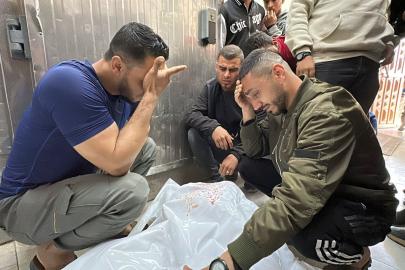 Gazze'de 9 şehit: Halil el-Hayye'nin oğlu ağır yaralandı