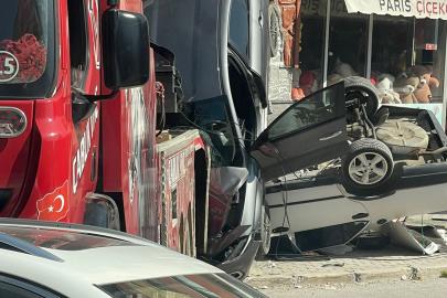 İzmir'de 2025'te 110 bini aşan trafik kazasında 208 kişi hayatını kaybetti