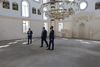 Müftü Durmuş, Kozluk'ta camii ve Kur'an kursu inşaatlarını inceledi