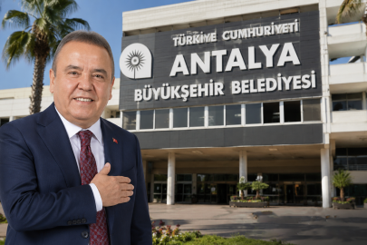 Rüşvet ve yolsuzlukla suçlanan CHP'li Muhittin Böcek itirafçı oldu