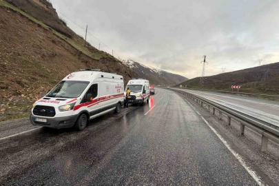 Tatvan’da trafik kazası: 2 yaralı