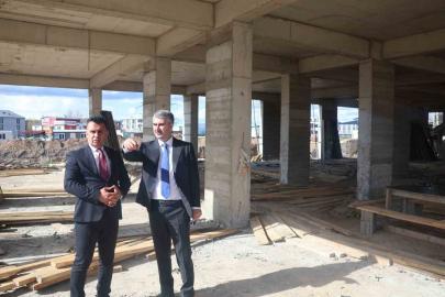 Bakan Yardımcısı Tarıkdaroğlu, huzurevi projesini yerinde inceledi