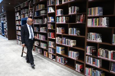 Başkan Er: Bölgenin en büyük kütüphanesi perşembe gününden itibaren hizmet verecek