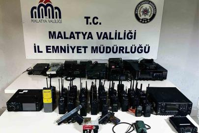 Malatya’da emniyet frekanslarını dinleyen 6 şüpheliye operasyon