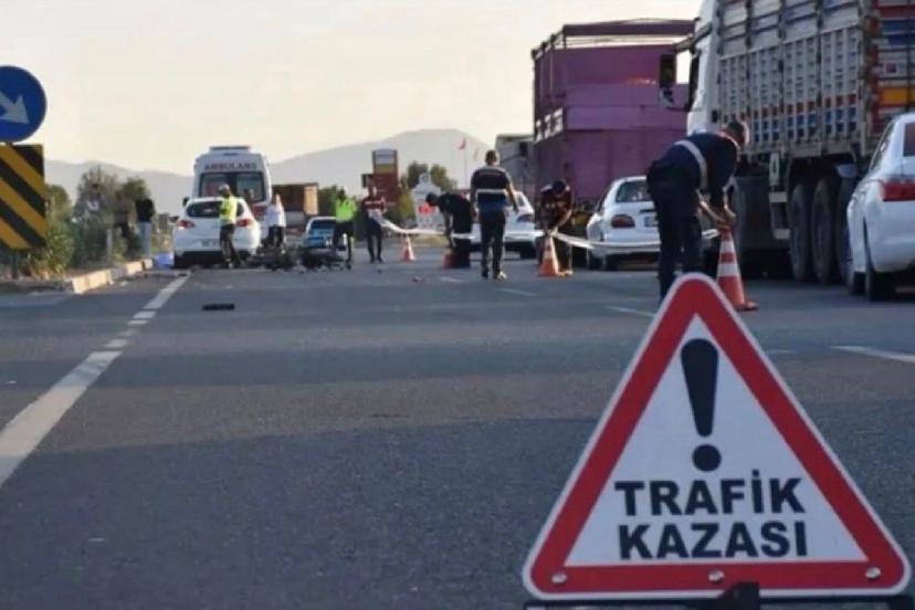 Menderes’te iki otomobil çarpıştı: Bir ölü, 4 yaralı