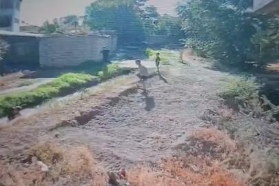Iğdır’da sulama kanalına düşen iki çocuk son anda kurtuldu