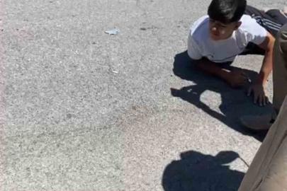 Patnos’ta otomobilin çarptığı 3 bisikletli çocuk yaralandı