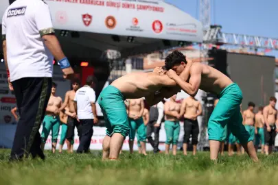Ankara Keçiören’de genç pehlivanlar er meydanında buluştu