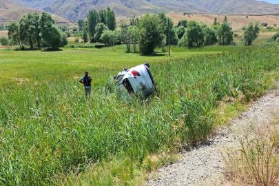 Bingöl’de otomobil takla attı: 4 yaralı