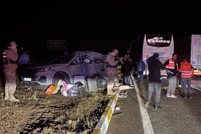 Erzincan’da yolcu otobüsü ile SUV tipi araç çarpıştı: 1’i ağır 7 yaralı