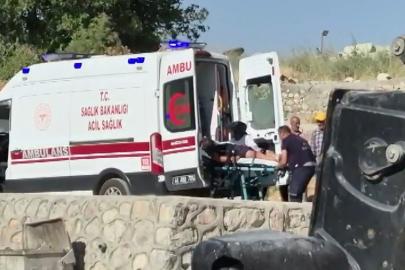 İş makinesinin camına kafasını çarpan operatör yaralandı