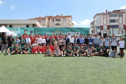 Konya Karatay’da futbol ve dart turnuvalarında şampiyonlar belli oldu