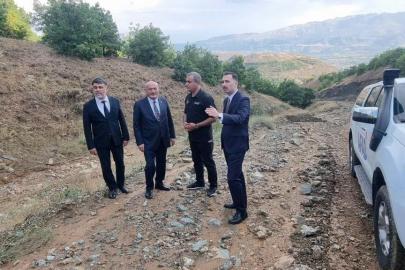 Milletvekili Karaman, Üzümlü’de toprak kayması bölgesini değerlendirdi
