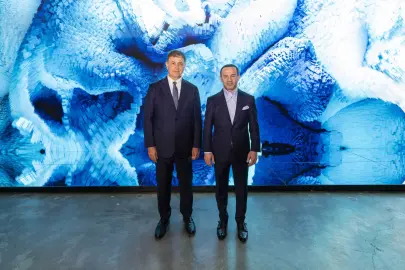 Nâzım Hikmet’in yaşamına çok katmanlı bir yolculuk