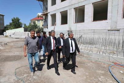 Ağrı Milli Eğitim Müdürü Çakan, Patnos’ta okullardaki hazırlıkları inceledi