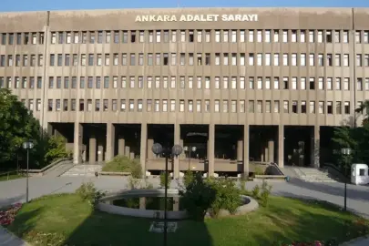 Ankara’da FETÖ’nün bilişim yapılanmasına 10 gözaltı