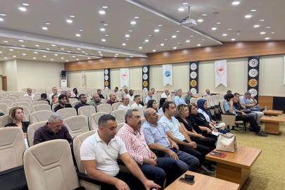 Elazığ’da et ve süt ürünleri üreticilerine gıda güvenliği eğitimi
