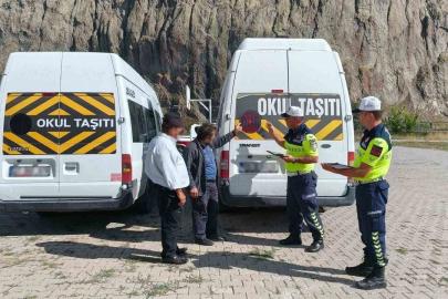 Jandarmadan okul servislerine denetim