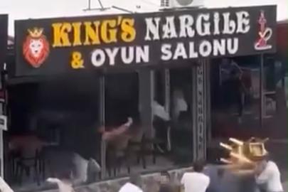 Oyun salonunda kavga: Sandalyeler havada uçuştu, 1 kişi yaralandı