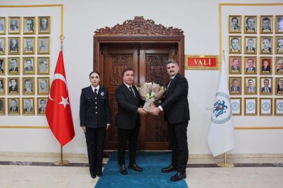 Vali Aydoğdu, Erzincan’ın yeni Emniyet Müdürü Doköz’ü kabul etti