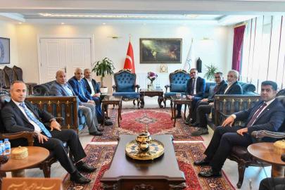 Van’ın Geleceği Platformu’ndan Vali Ozan Balcı’ya ziyaret: "Valimiz ortak akıl ve iş birliğine tam destek verdi"